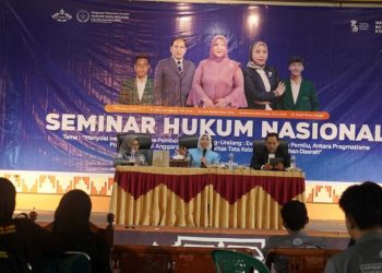 HMJ HTN UIN RIL Hadirkan Seminar Nasional tentang Demokrasi dan Tata Kelola Daerah
