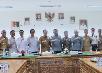 Bupati Dedi Irawan Sambut Sertifikat Indikasi Geografis Damar Mata Kucing Krui sebagai Tonggak Bersejarah