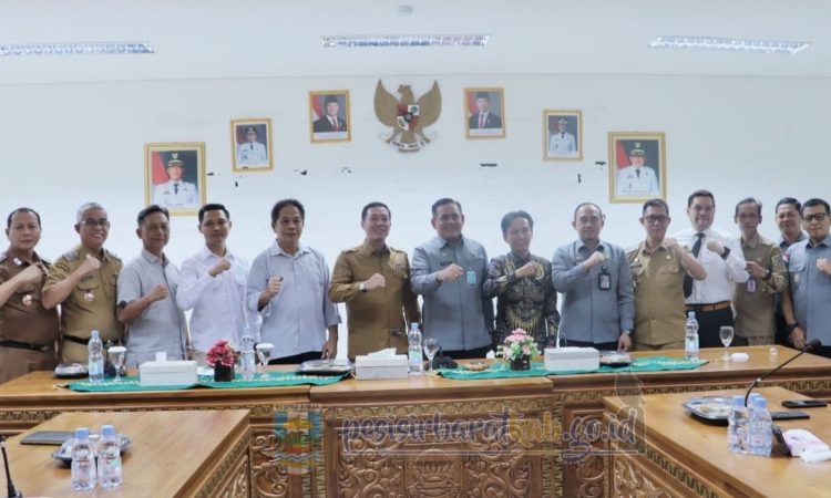 Bupati Dedi Irawan Sambut Sertifikat Indikasi Geografis Damar Mata Kucing Krui sebagai Tonggak Bersejarah