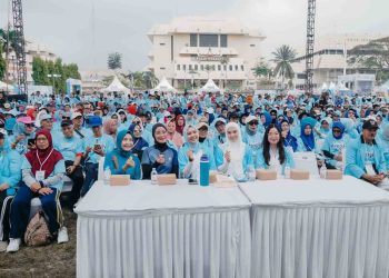 Ratusan Lansia Padati Jalan Sehat Bersama Ketua TP PKK Lampung