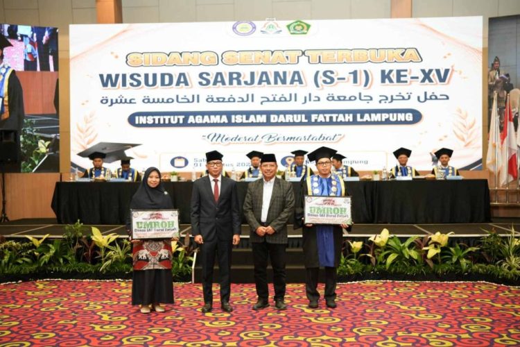 Kukuhkan 191 Wisudawan pada Wisuda Ke-15, IAI Darul Fattah Siapkan SDM Unggul Berwawasan Global