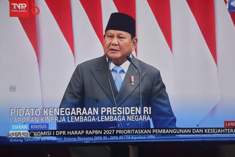 Sambut HUT ke-81 RI, Bupati Dedi Irawan dan DPRD Pesisir Barat Simak Pidato Kenegaraan Presiden