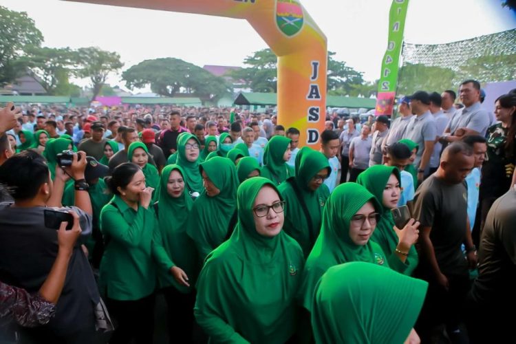Rayakan HUT ke-81 RI dan HUT Perdana Kodam XXI/Raden Inten, Ribuan Warga Padati Saburai