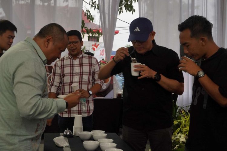 Uji Kepekaan Rasa 24 Barista dan Pegiat Kopi Daerah, Cup Taster Competition 2026 Meriahkan Festival Krakatau