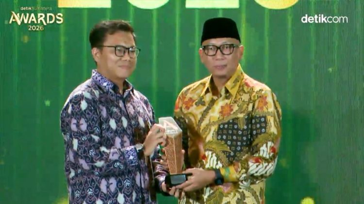 Terima detikSumatera Awards 2026, Gubernur Mirza Tegaskan Pendidikan Jadi Kunci Kemajuan Lampung