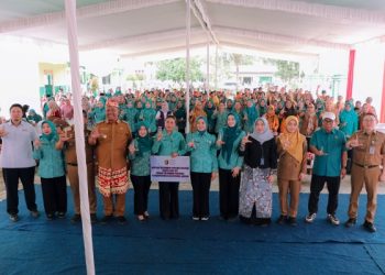 Ketua TP PKK Lampung Luncurkan 14 Sekolah Lansia dan Canangkan Desa TAPIS
