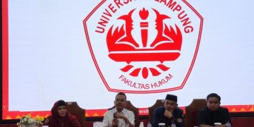 Pesan Wahrul Fauzi untuk Sarjana Hukum Unila: Bekali Diri dengan Kepedulian Sosial dan Bakti pada Orang Tua