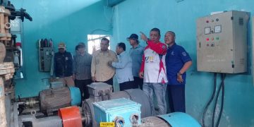 Bupati Askolani Tinjau Distribusi Air Bersih Merah Mata-Kenten Laut