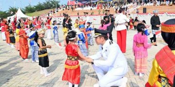 Usai Upacara, HUT ke-81 RI di Menara Siger Berubah Jadi Pesta Kebersamaan