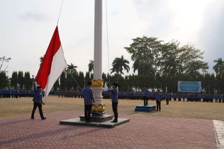 Pimpin Upacara Bulanan, Pemprov Lampung Tekankan Layanan