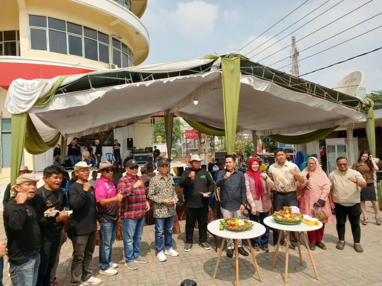 Tri Martono: Dorong Seni Bonsai Dan Ekonomi Kreatif Lewat Pameran 261 Bonsai Di Plaju