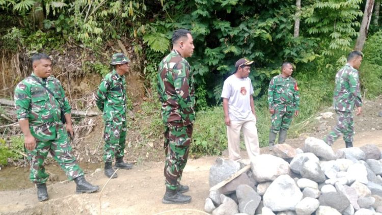 Buka Keterisolasian Warga Pelosok Karo, Kodim 0205 Kebut Pembangunan Jembatan Merah Putih