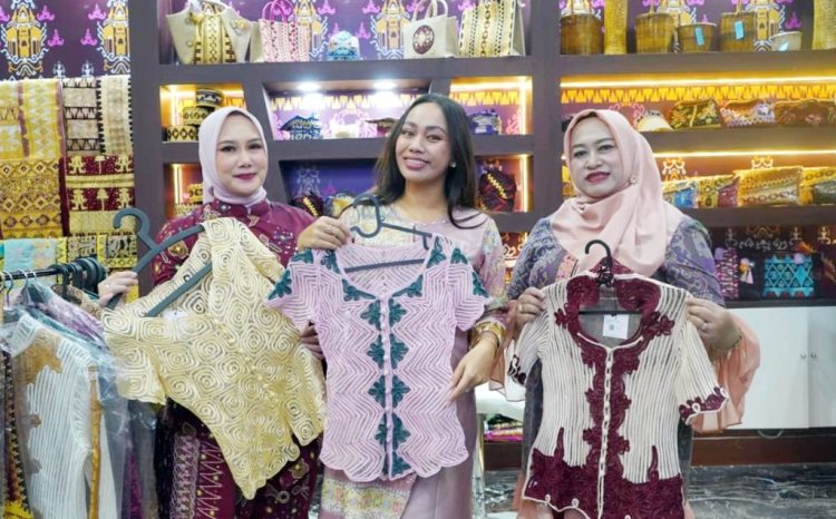 Kunjungi Stan Lampung Selatan di Kriyanusa 2026, Zita Anjani Ajak Perajin Rambah Pasar Modern