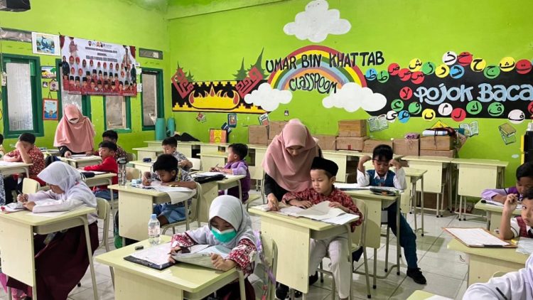 Ratusan Siswa se-Lampung Adu Prestasi di Festival Sains Nasional SD Mutu Balam