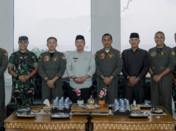Bupati Pesisir Barat Rangkul Dandim 0422 Bahas Rujukan Cepat Warga Sakit Parah
