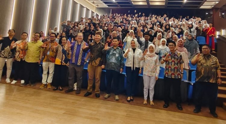 UIMandiri Perkuat Dialog Global, Prof. Lap Yan Kung Bahas Perdamaian Ekologis