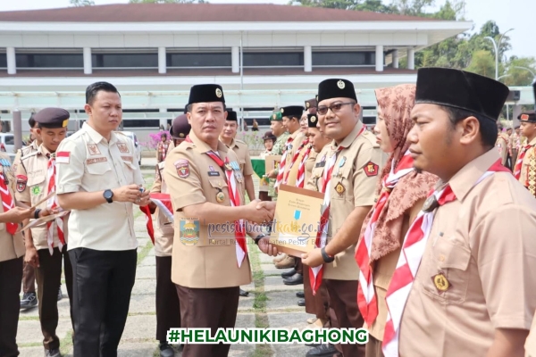 Bupati Dedi Irawan Buka LT III ke-I, Dorong Pramuka Pesisir Barat Junjung Sportivitas