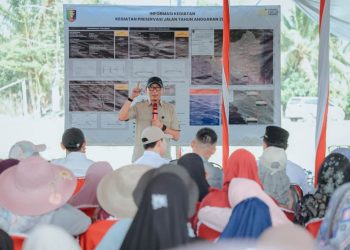Dongkrak Nilai Jual Panen Petani, Gubernur Mirza Tinjau Proyek Jalan Ruas Suoh–SP Blok 9