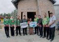 Ringankan Beban Warga, Bupati Pesisir Barat Dedi Irawan Salurkan Bantuan Dana di Dua Kecamatan
