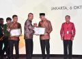 Gubernur Rahmat Mirzani Djausal Terima Penghargaan KPK Berkat Muatan Lokal Berintegritas