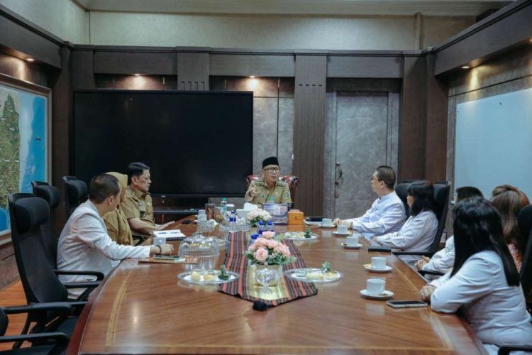 Sambut Pengurus LPTG, Gubernur Rahmat Mirzani Lepas Semangat Peserta Swayamvara Tripitaka Gatha