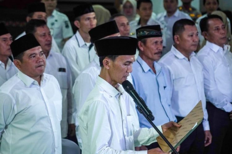 Ingatkan Calon Peratin Jauhi Politik Uang, Pemkab Pesisir Barat Mantapkan Komitmen Damai