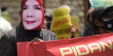 Geruduk Kemendagri, Warga Sipil Tuntut Pembatalan Status ASN Eka Afriana dan Periksa Eva Dwiana