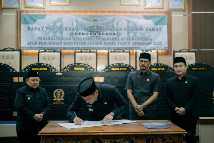 Perubahan APBD 2026 Disetujui, Wabup Pesisir Barat Apresiasi Sinergi Transparan Bersama Legislatif