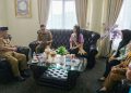 Bupati Saleh Asnawi Motivasi Haura, Bawa Identitas Batik Tanggamus ke Jakarta